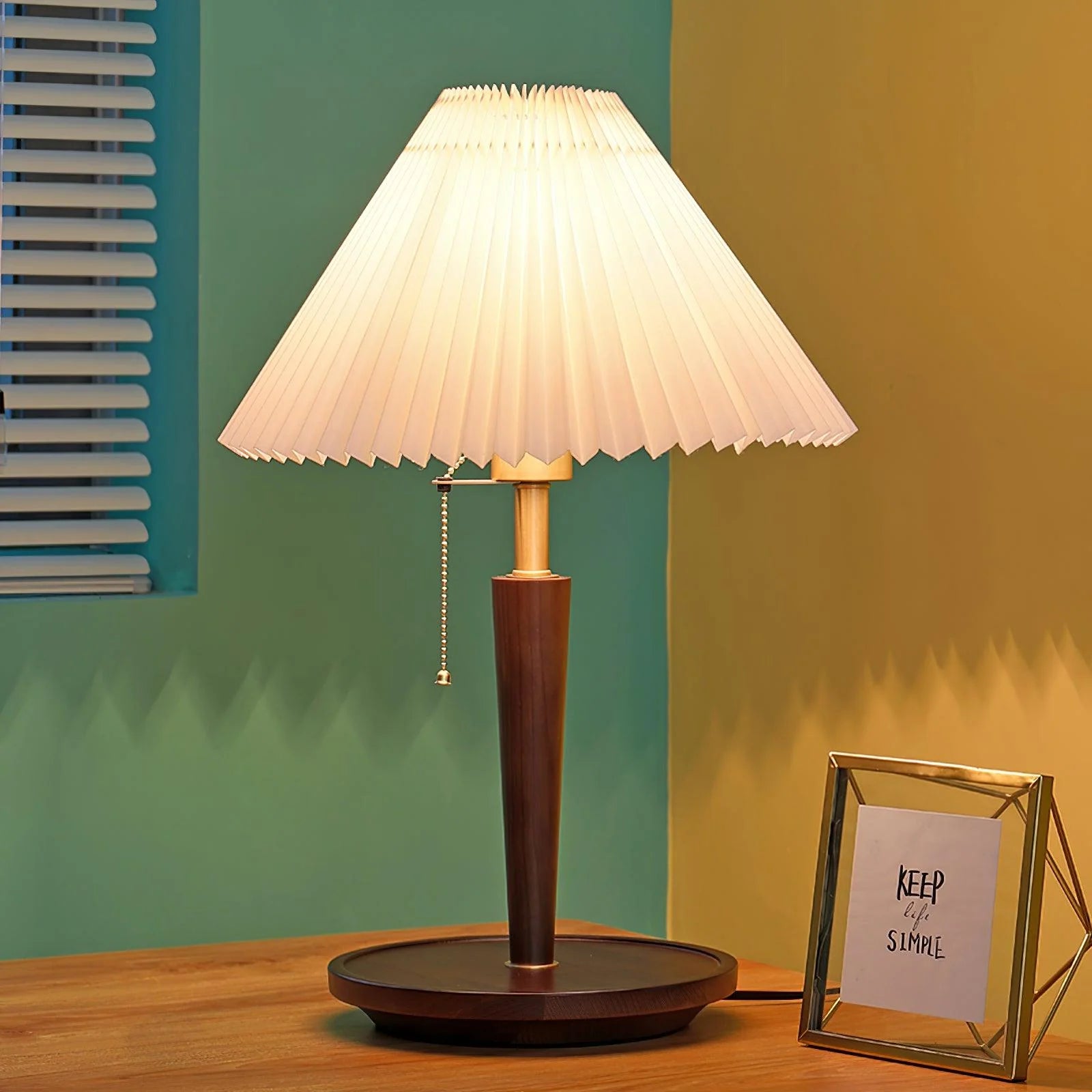 Retro_Pleated_Table_Lamp_8