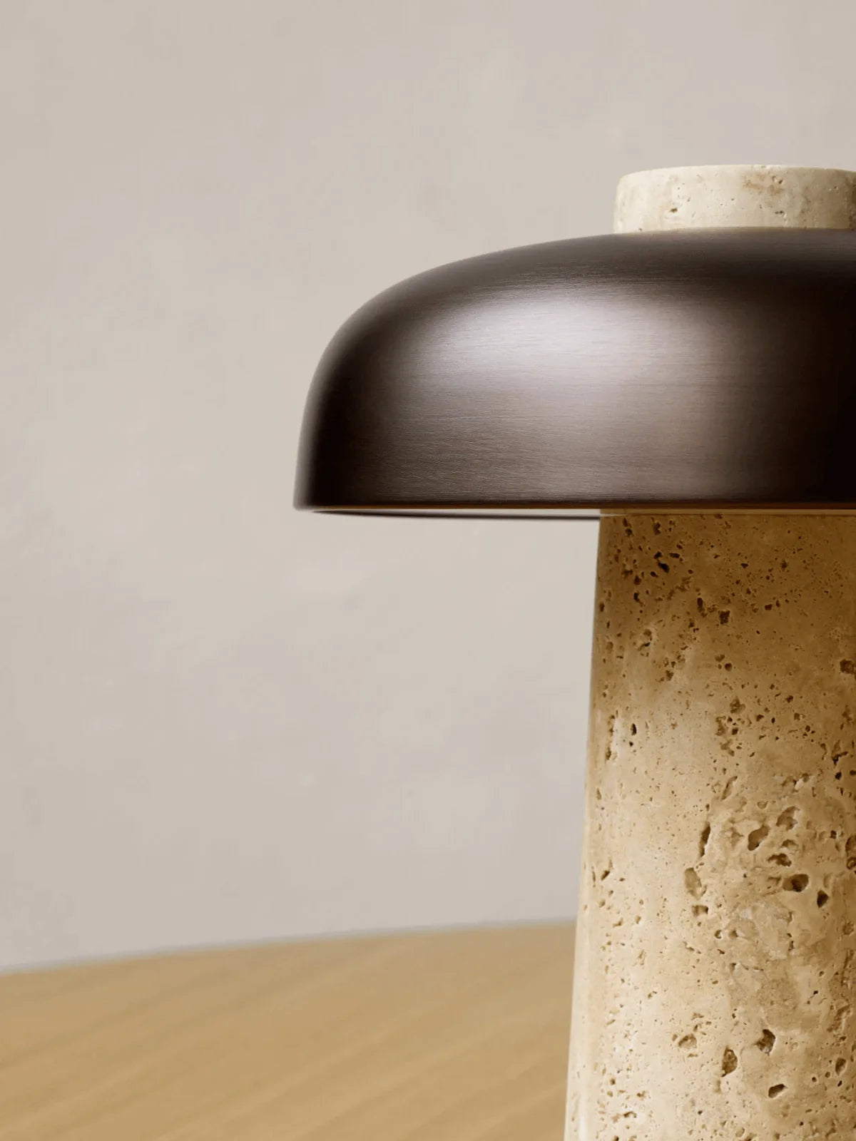 Reverse_Table_Lamp_19