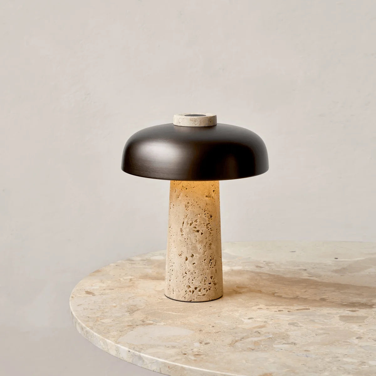 Reverse_Table_Lamp_25