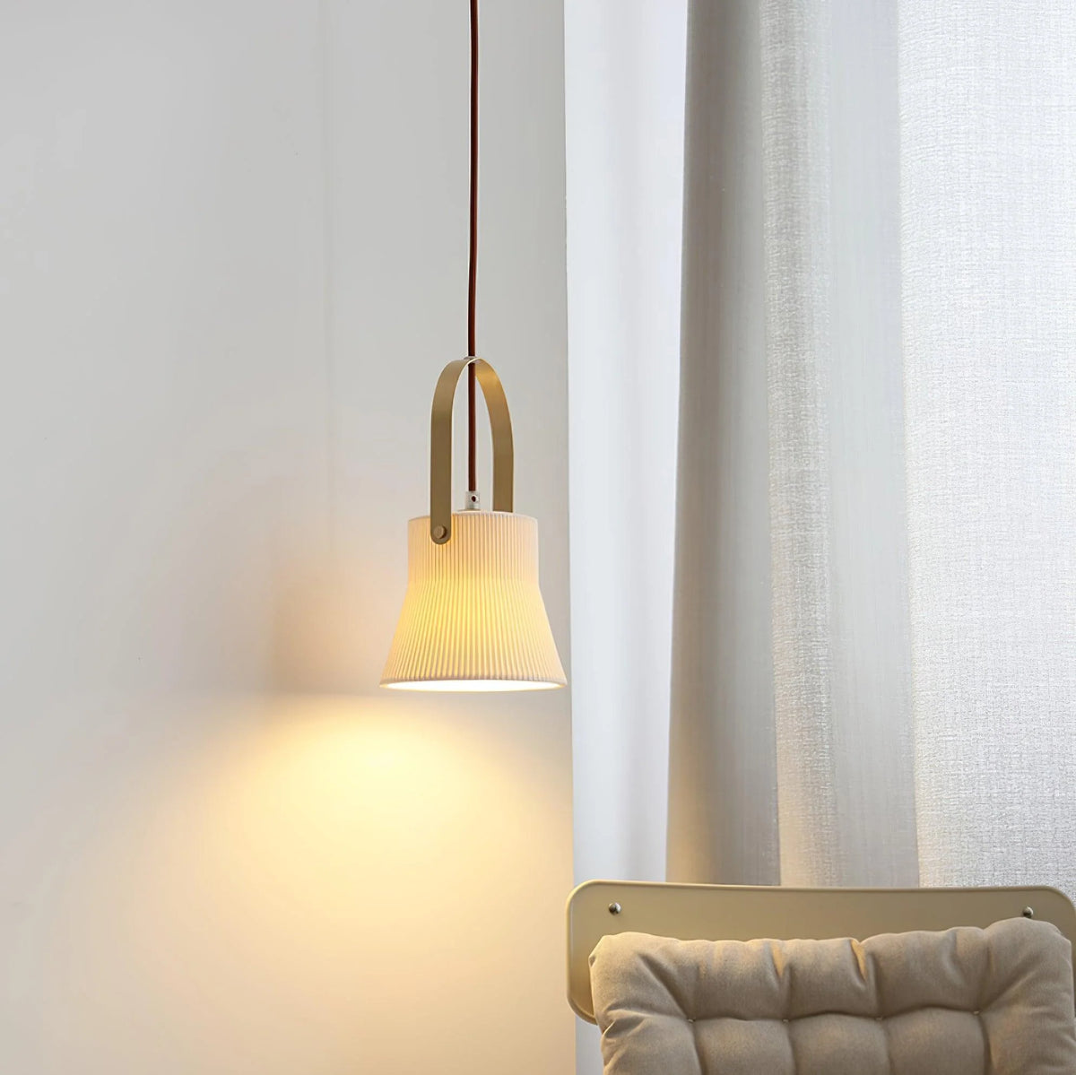 Ribbed_Ceramic_Pendant_Lamp_26