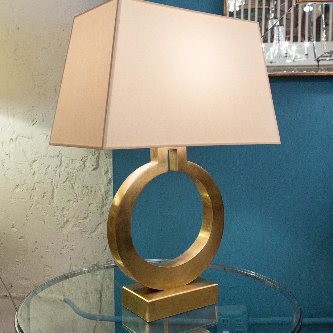 Ring_Form_Table_Lamp_7