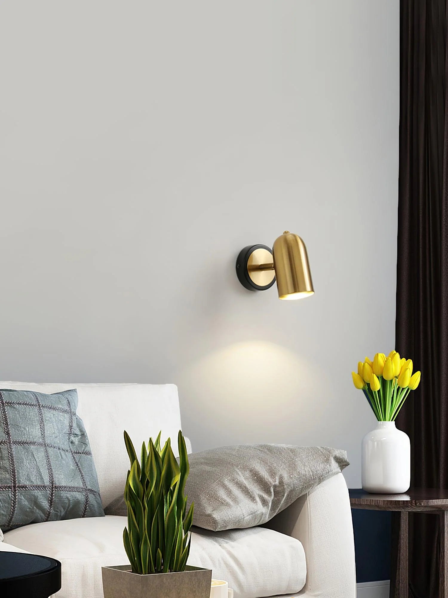 Rotating_Gold_Wall_Lamp_4