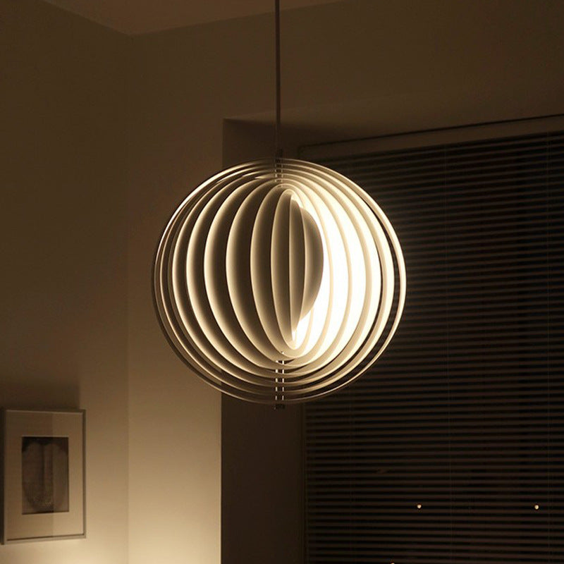 Rotating_Moon_Pendant_Lamp_5