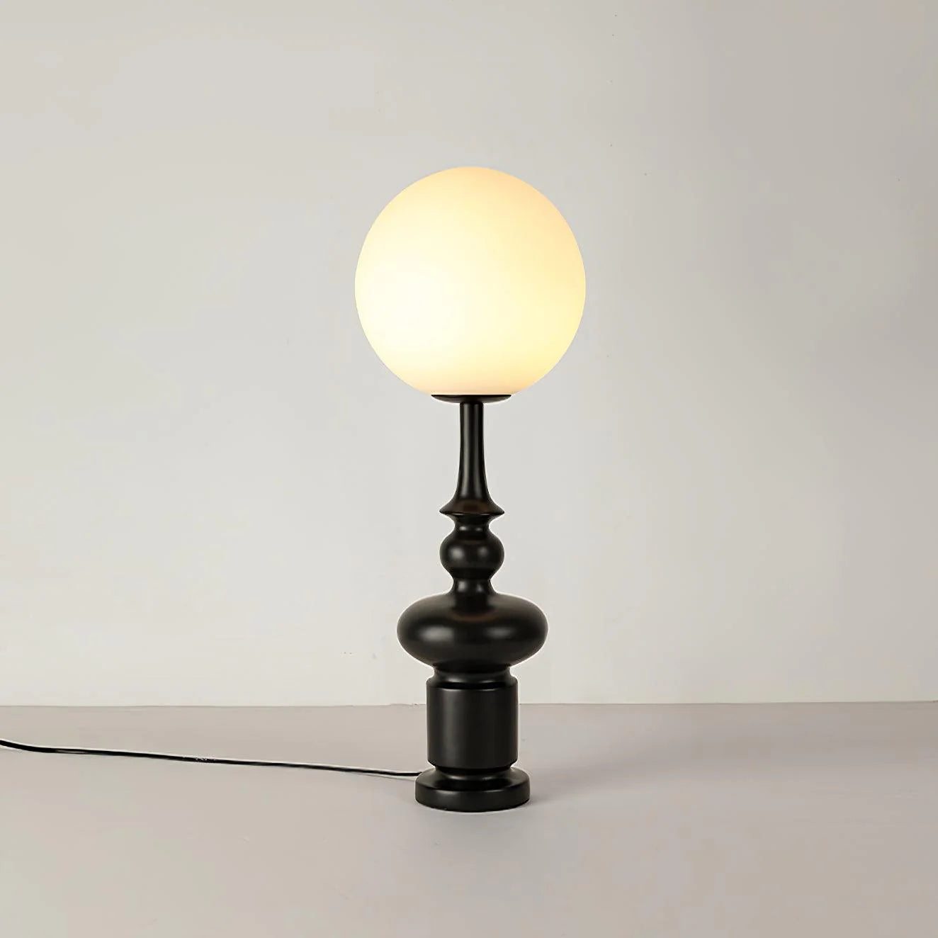 Round_Pole_Table_Lamp_13