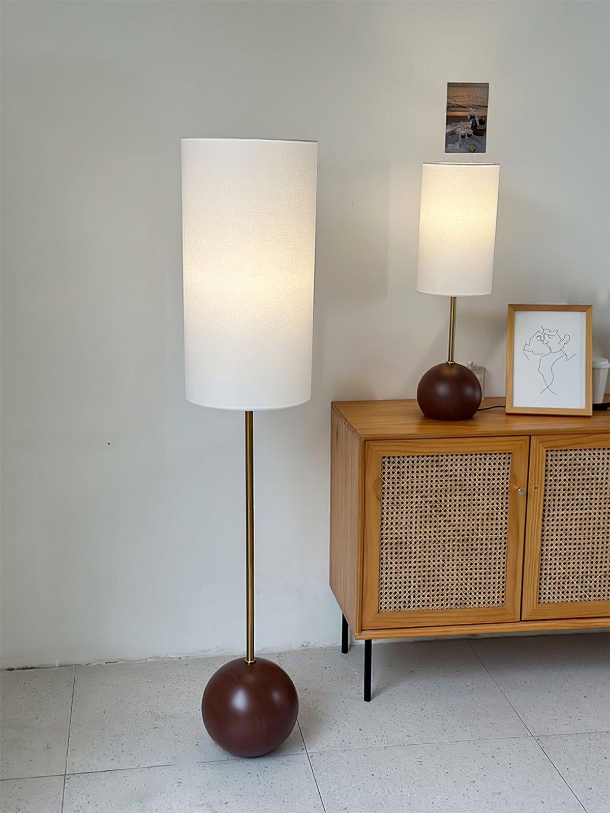 Round Wood Table Lamp 16