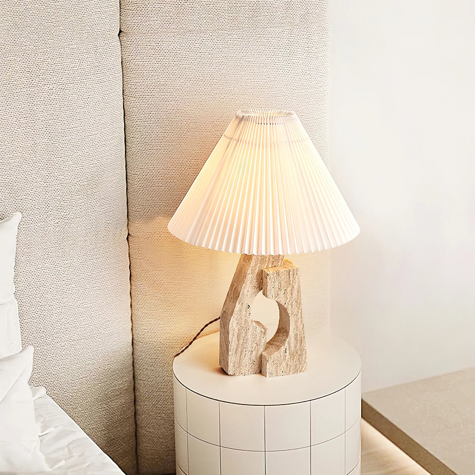 Ruins Cream Table Lamp 13