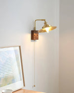 Runia_Brass_Wall_Lamp_3