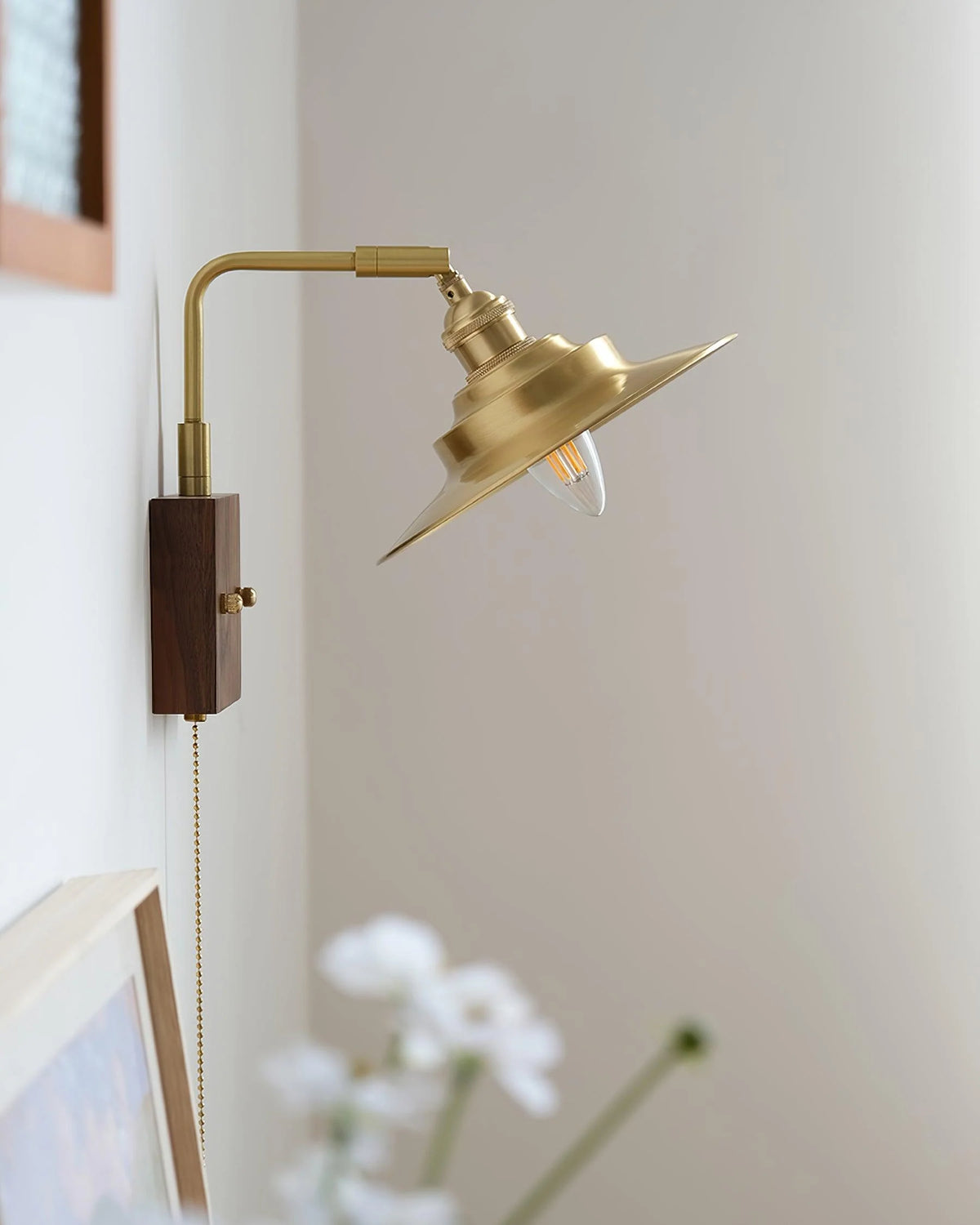 Runia_Brass_Wall_Lamp_6