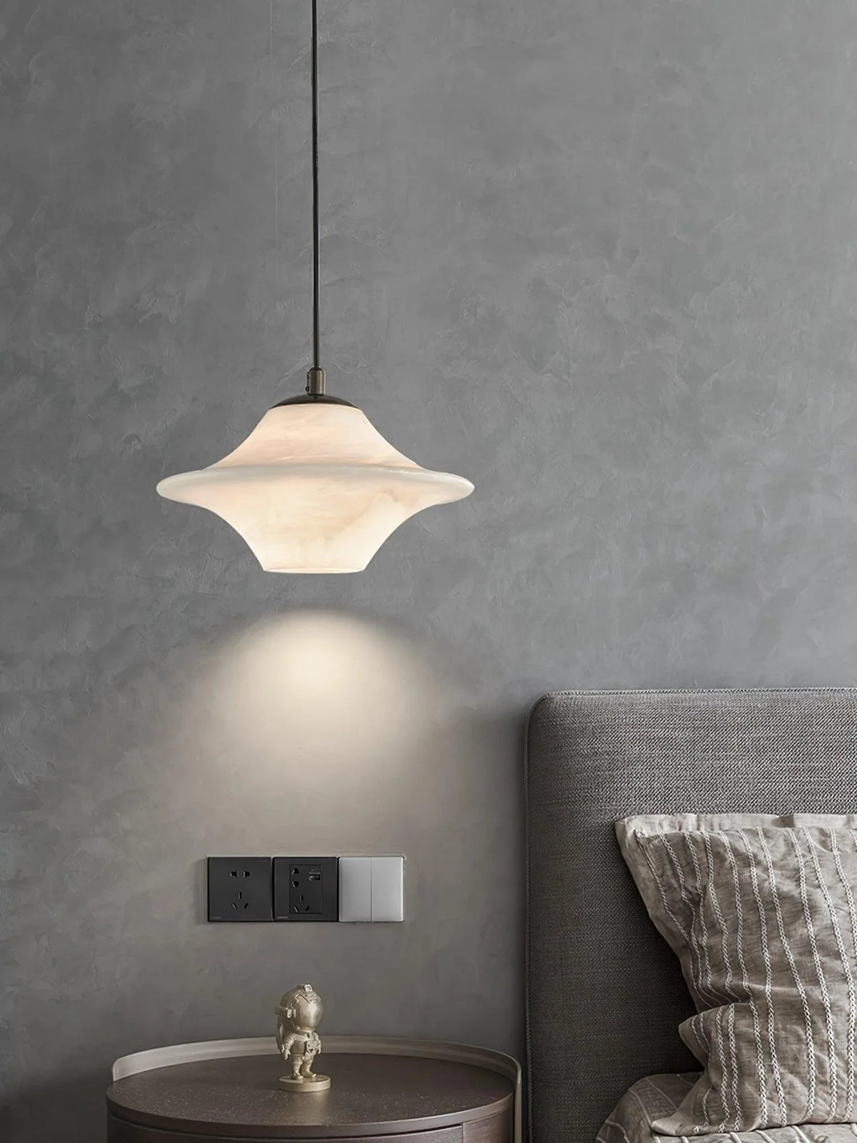 Saucer_Alabaster_Pendant_Light_9