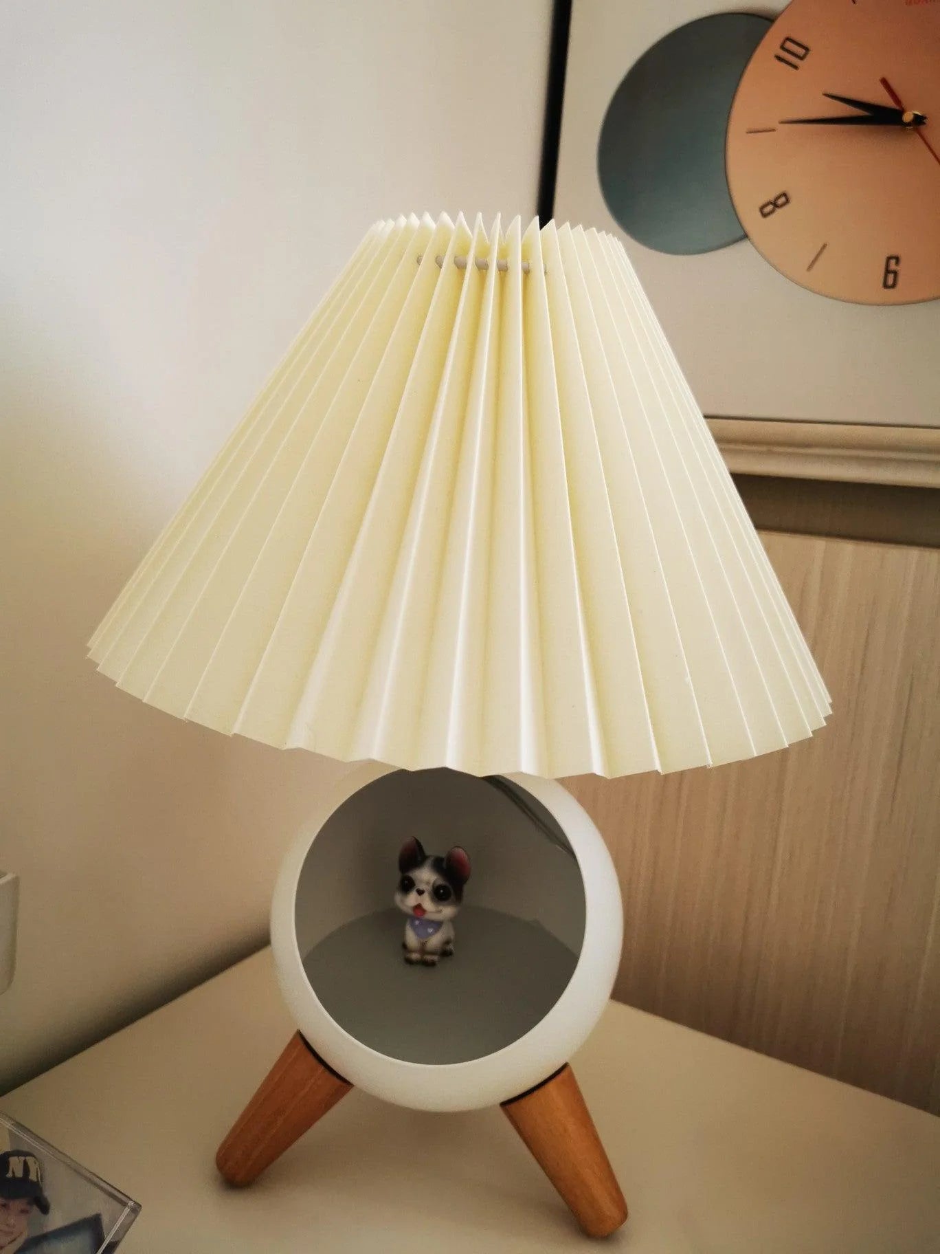 Semi-Round Pleated Table Lamp 6