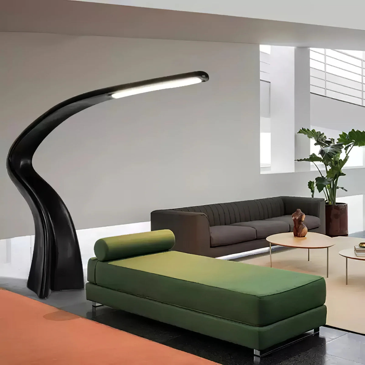 Seraph_Curve_Floor_Lamp_2