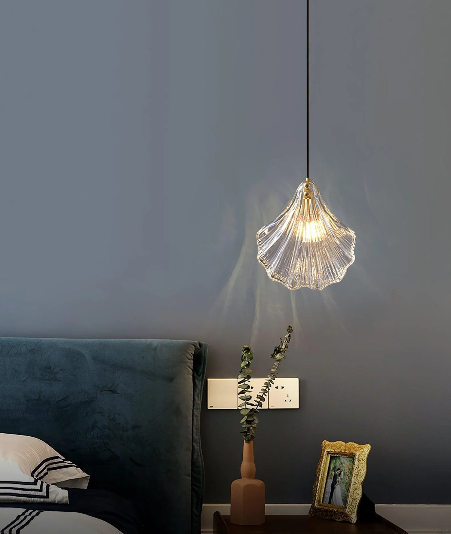 Shell_Glass_Pendant_Light_2