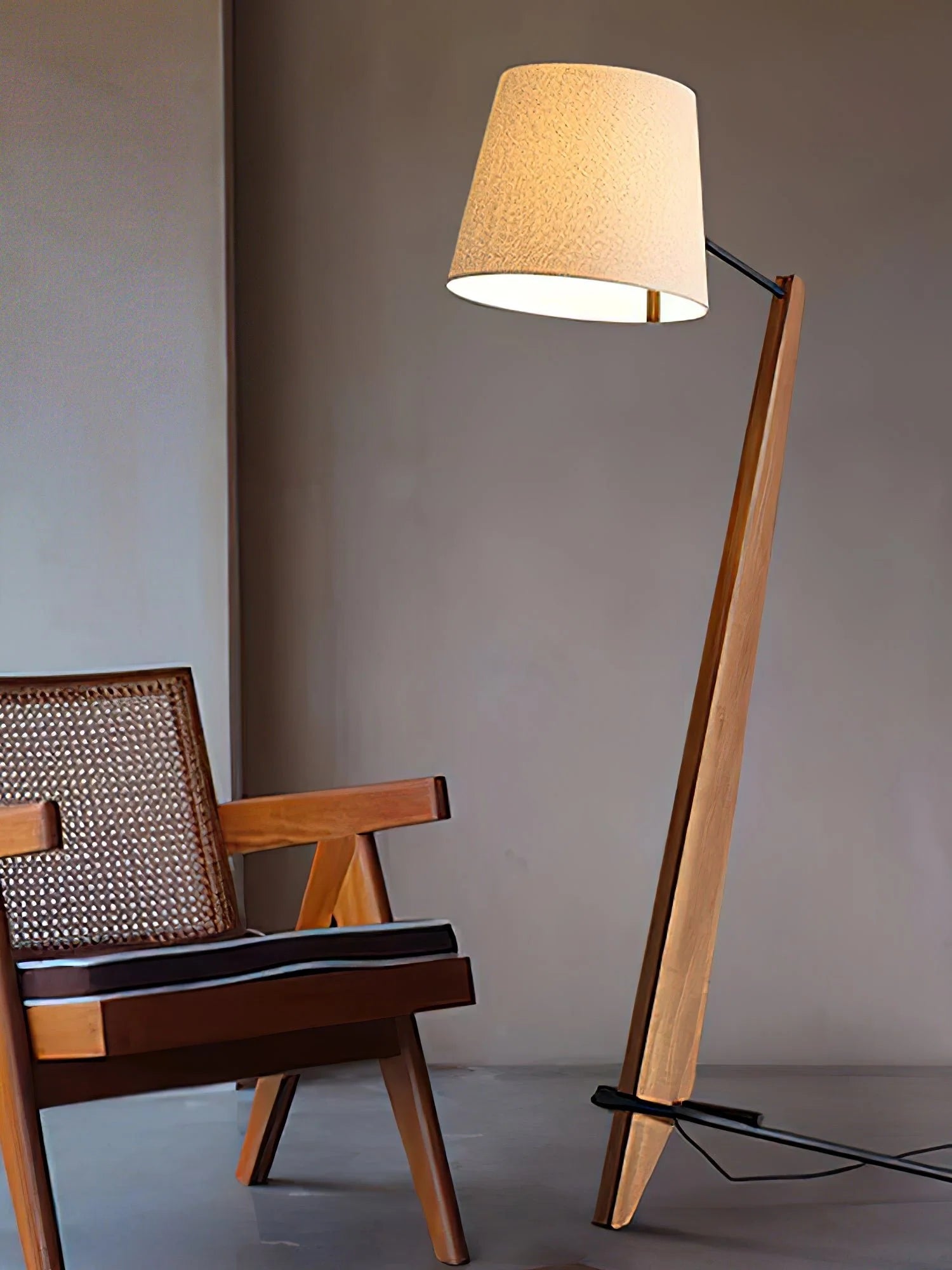 Silva_Giant_Floor_Lamp_10