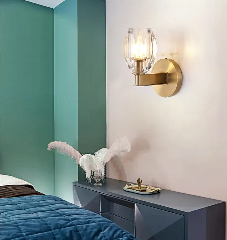 Simple_Brass_Crystal_Wall_Lamp_4