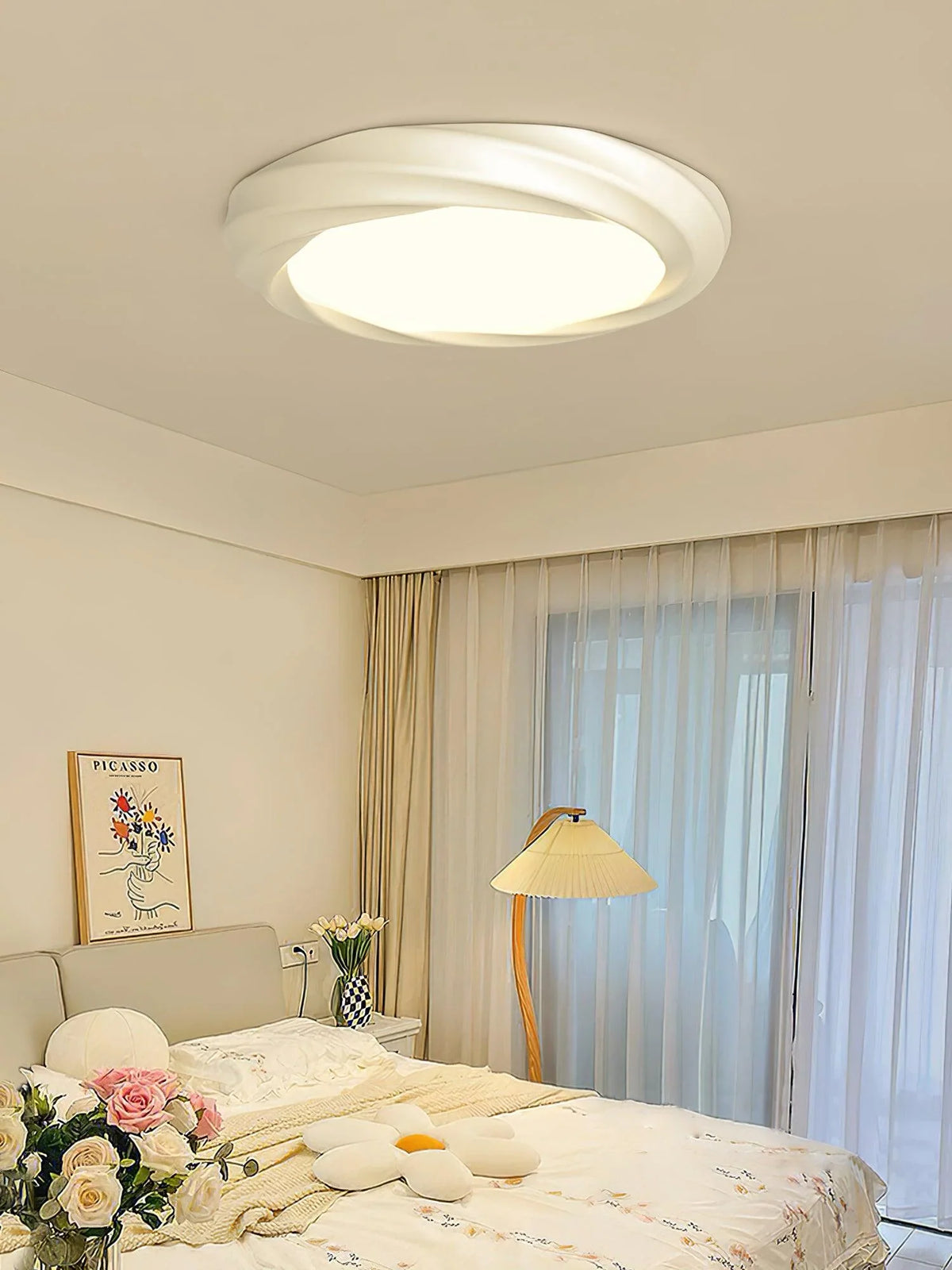 Simple_Cream_Ceiling_Light_8