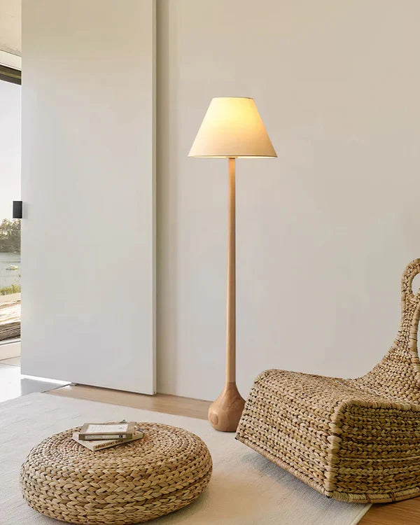 Simple_Log_Floor_Lamp_10