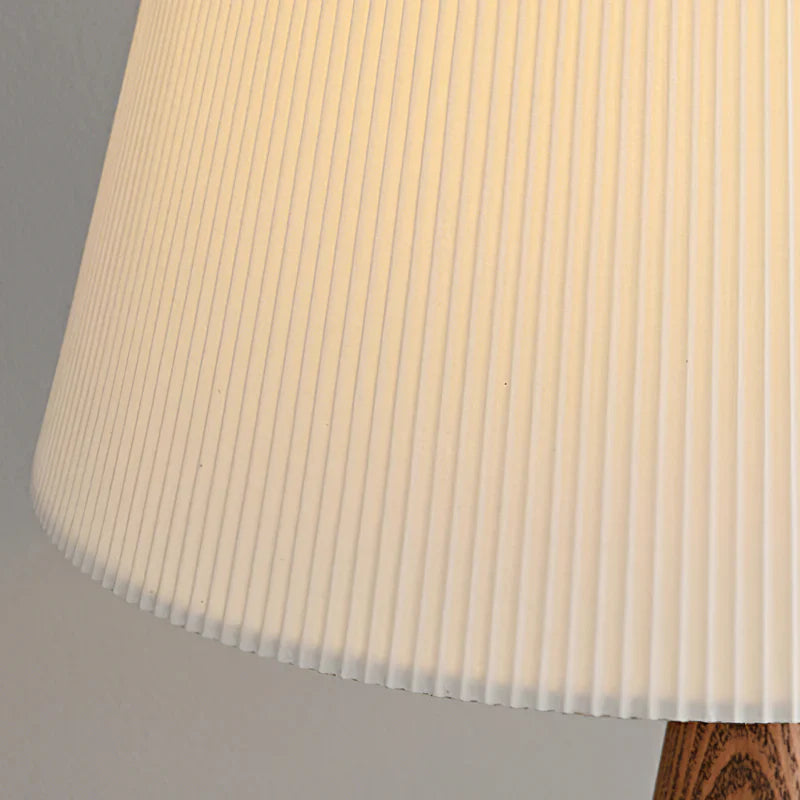 Simple_Pleated_Table_Lamp_11