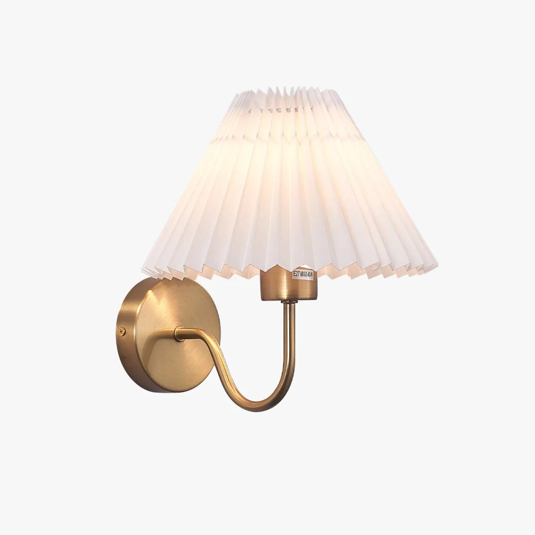 Simple_Pleated_Wall_Lamp_1