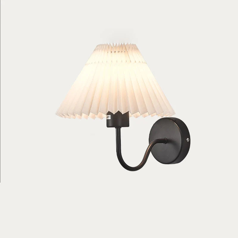 Simple_Pleated_Wall_Lamp_15