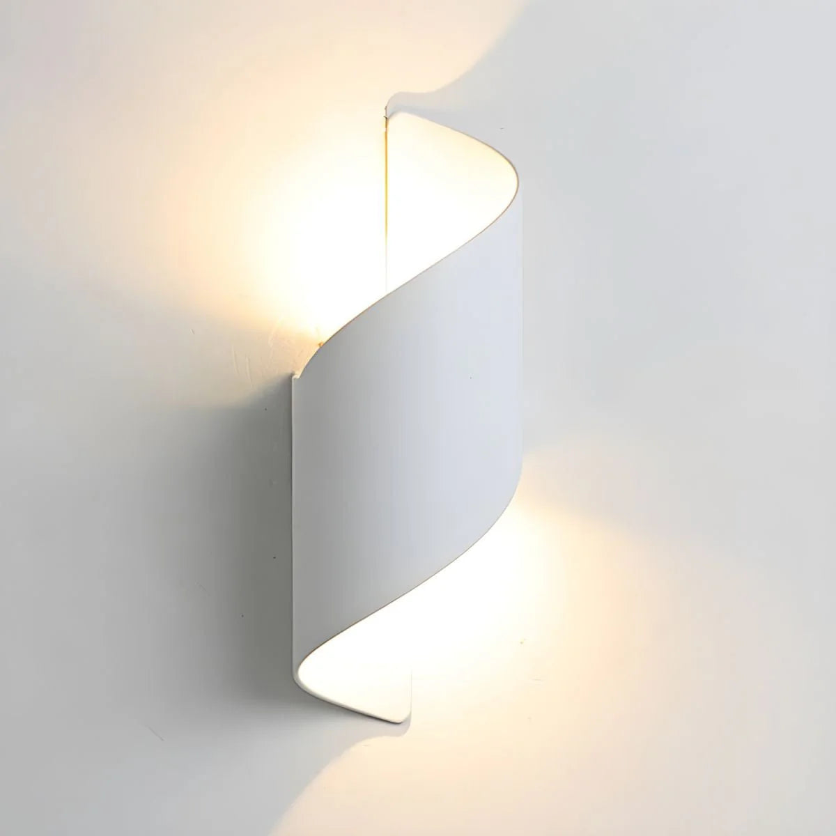 Simple_Spiral_Wall_Lamp_13