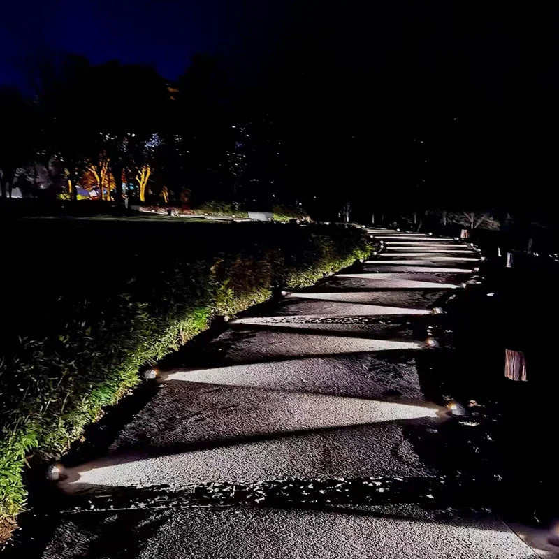 Slim_Profile_Outdoor_Path_Light_5