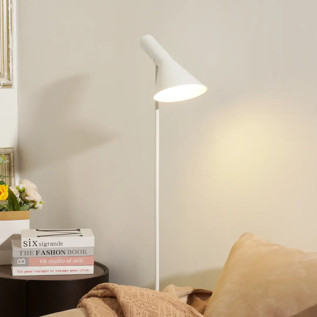 Slim_Shade_Floor_Lamp_A_4