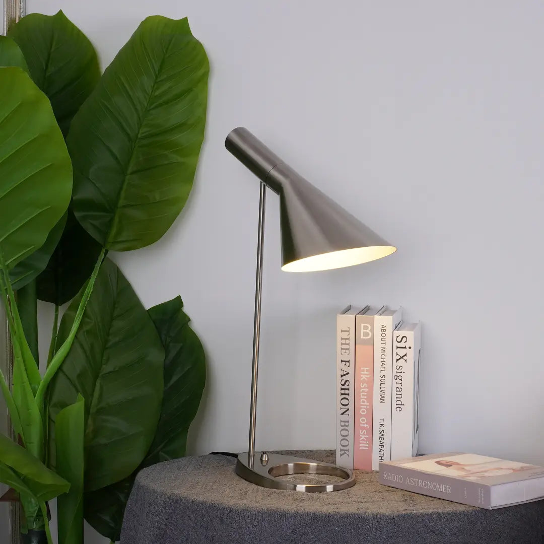 Slim_Shade_Table_Lamp_A2