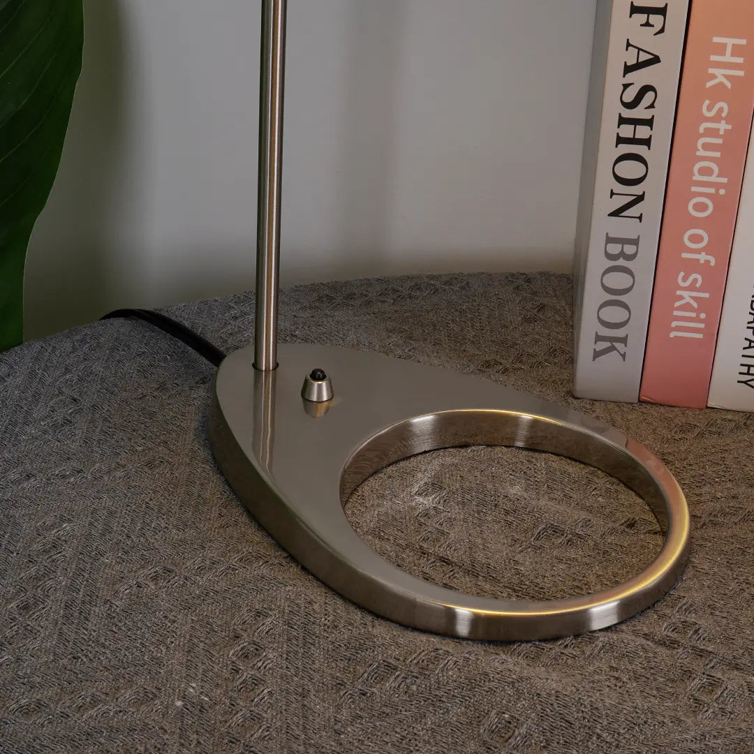 Slim_Shade_Table_Lamp_A3