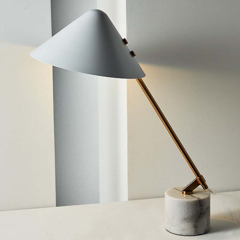 Small Hat Table Lamp 4