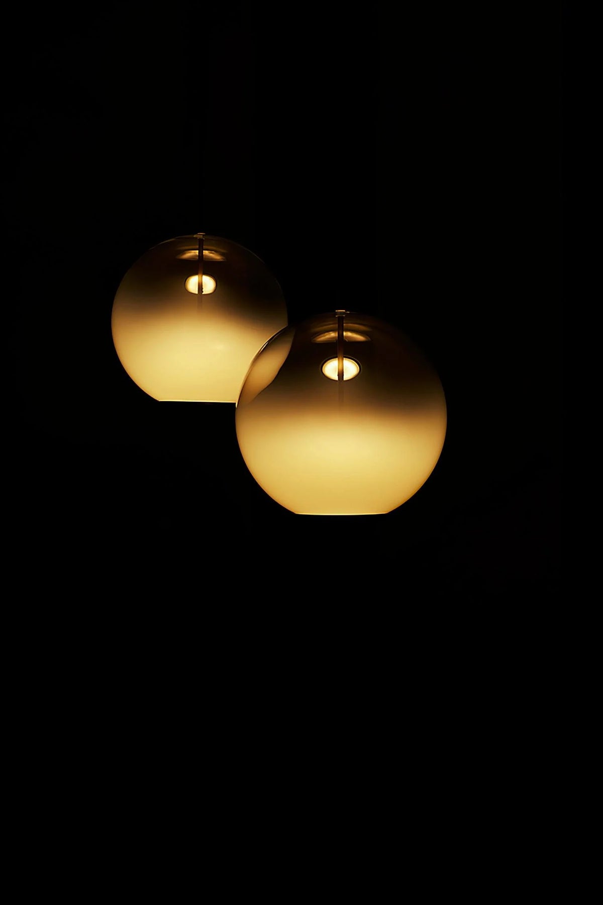 Spherical_Gradient_Pendant_Light_7