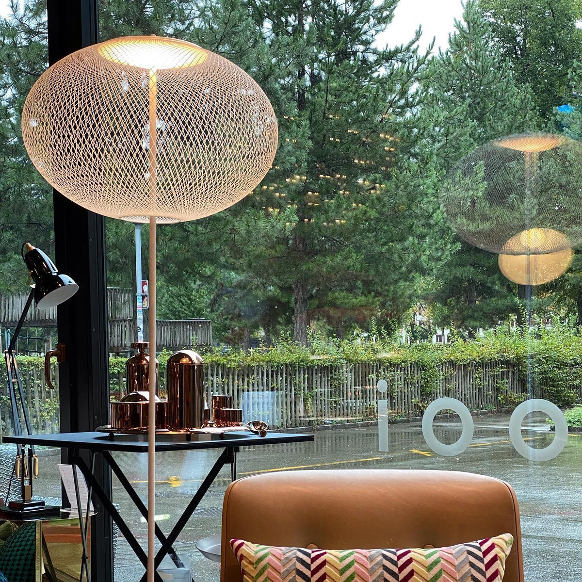  Spherical Mesh Floor Lamp 10