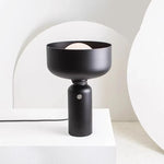 Spotlight_Volumes_Table_Lamp_13