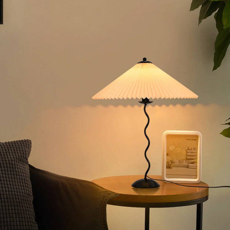 Squiggle Table Lamp 2