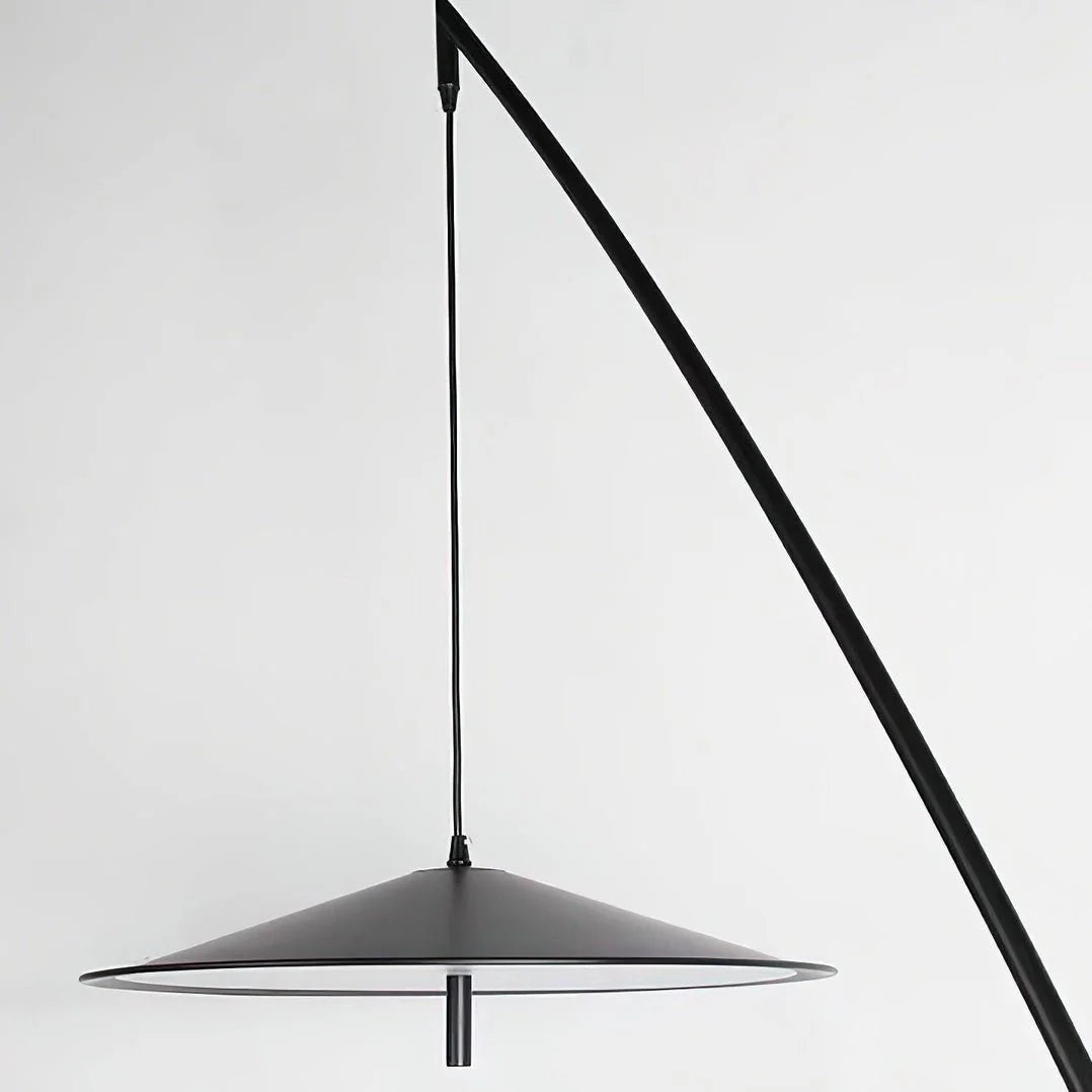 Steadfast_Floor_Lamp_11