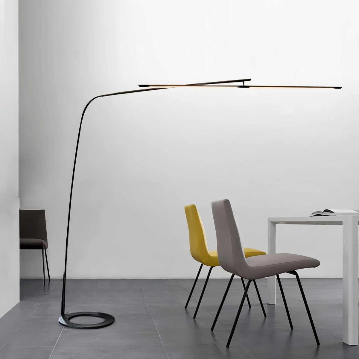 Stealth_Floor_Lamp_8