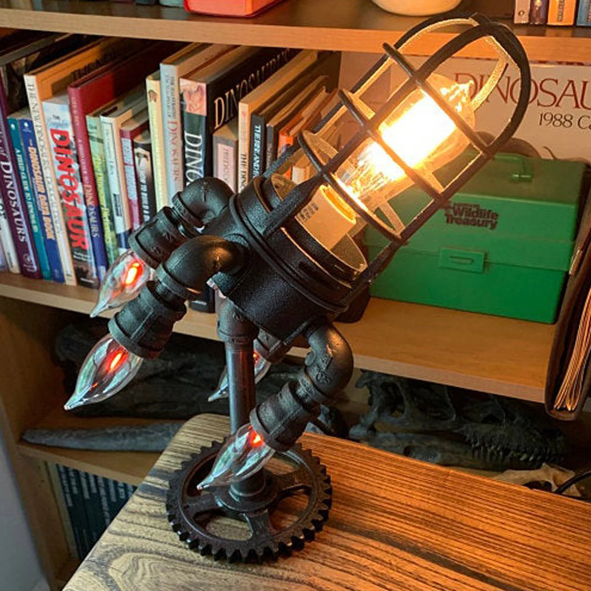 Steampunk_Rocket_Table_Lamp_10