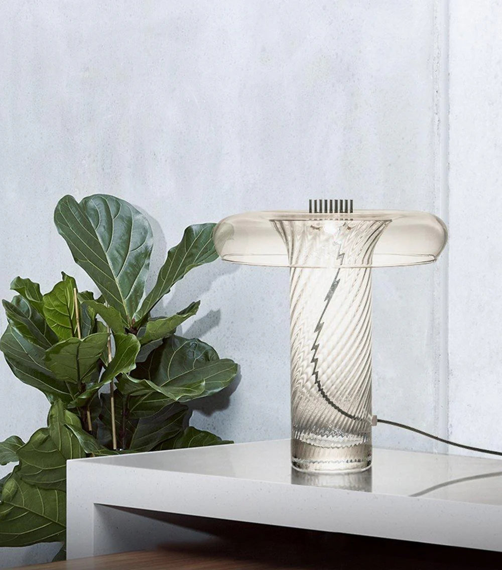 Stellar_Table_Lamp_2