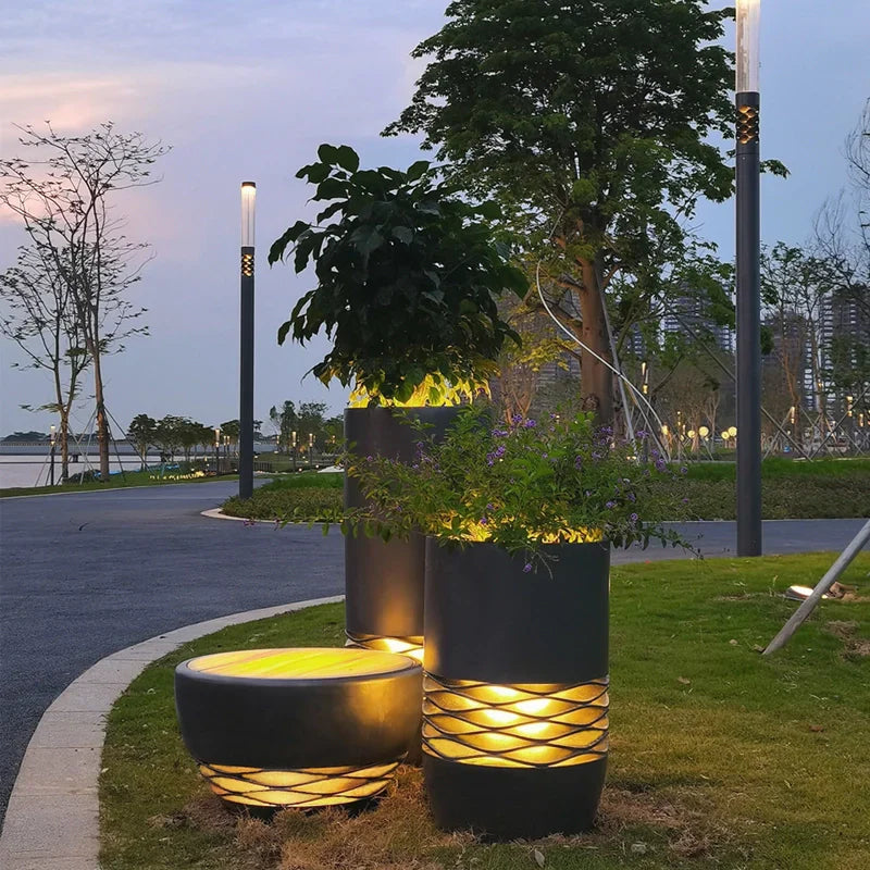 Stool_or_Flower_Pot_Design_Outdoor_Lamp_8