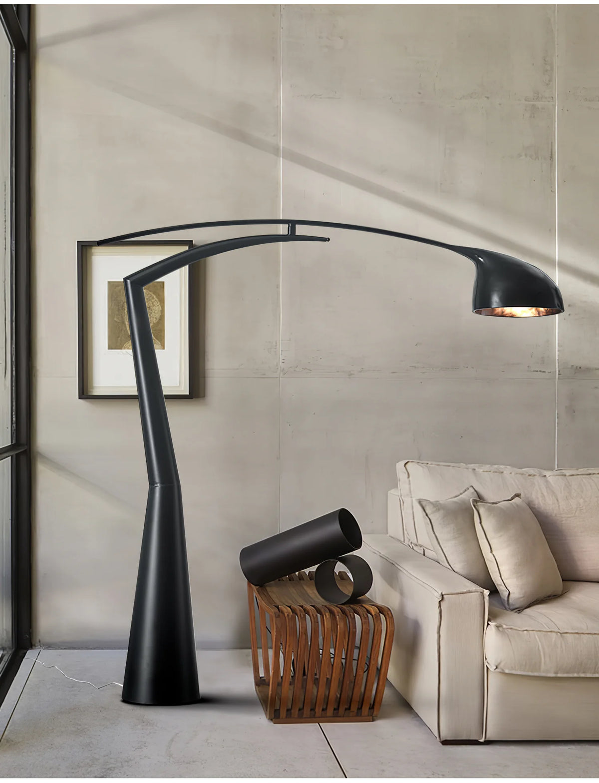 Stooping_Man_Floor_Lamp_11