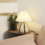 Stripes_Dots_Table_Lamp_A_3