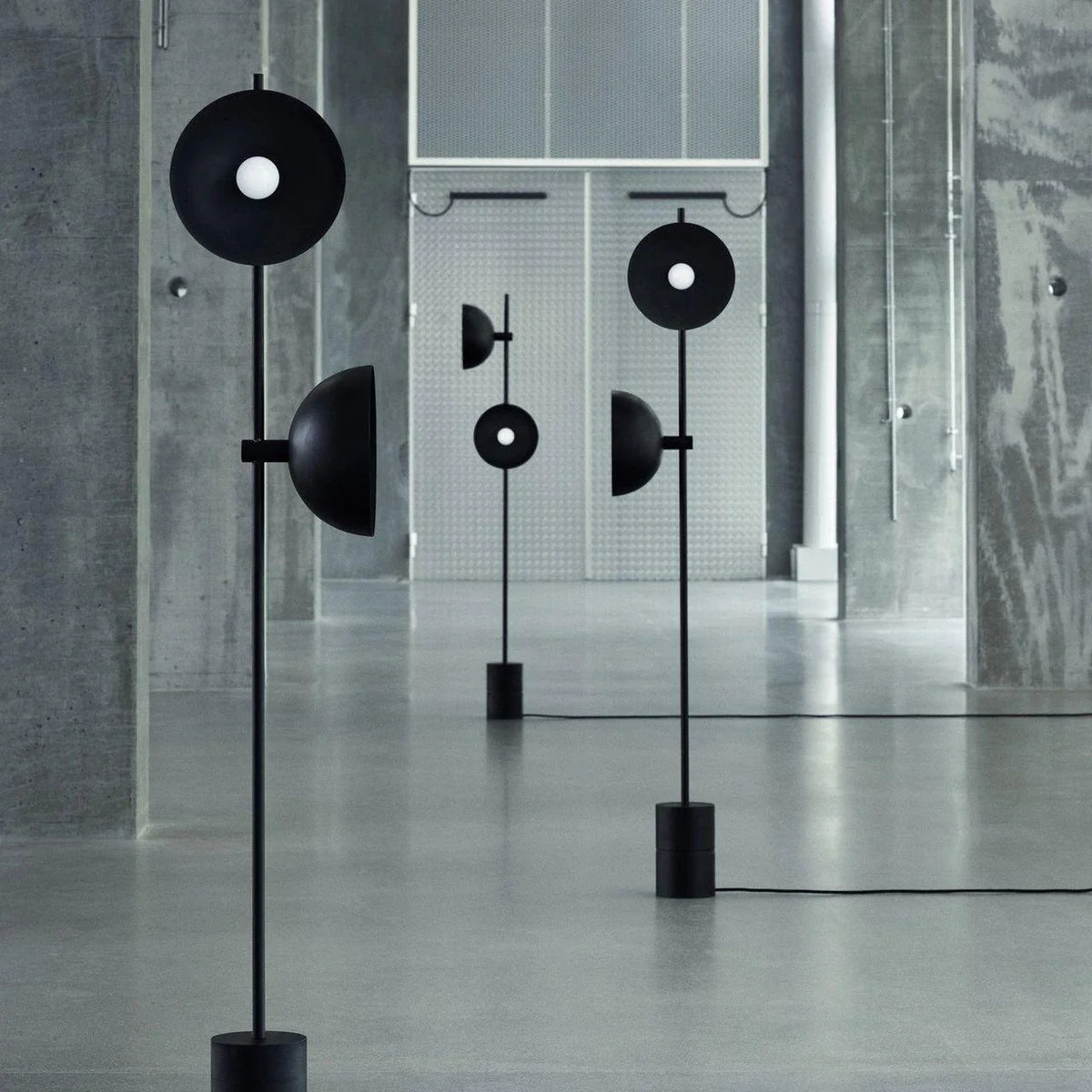 Studio_Floor_Lamp_5