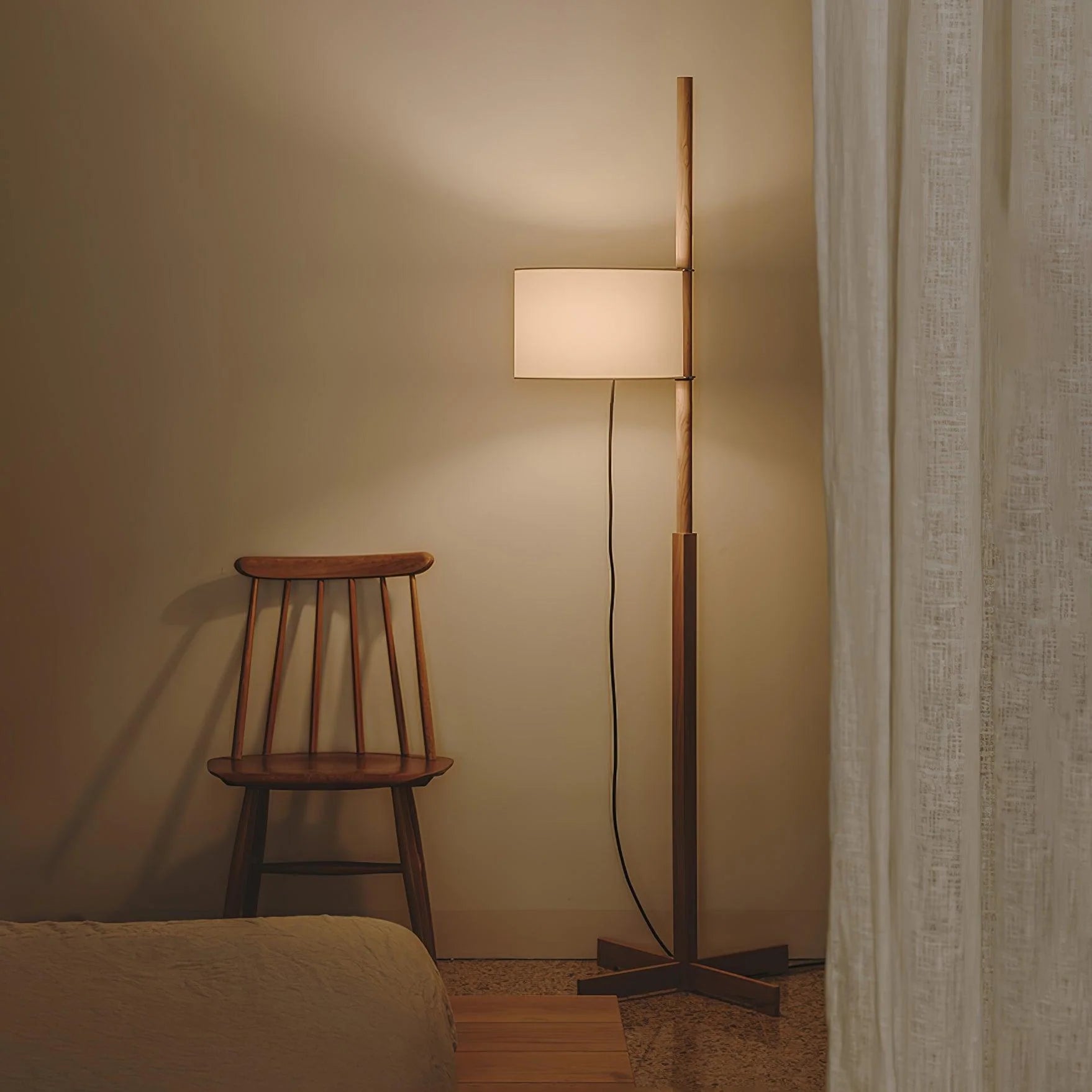 TMM_Floor_Lamp_14