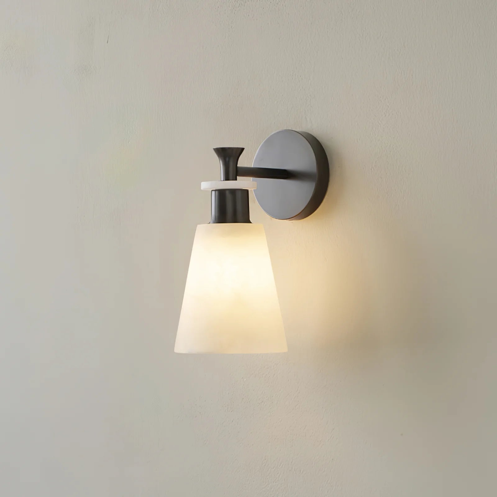 Tapered_Alabaster_Wall_Sconce_10