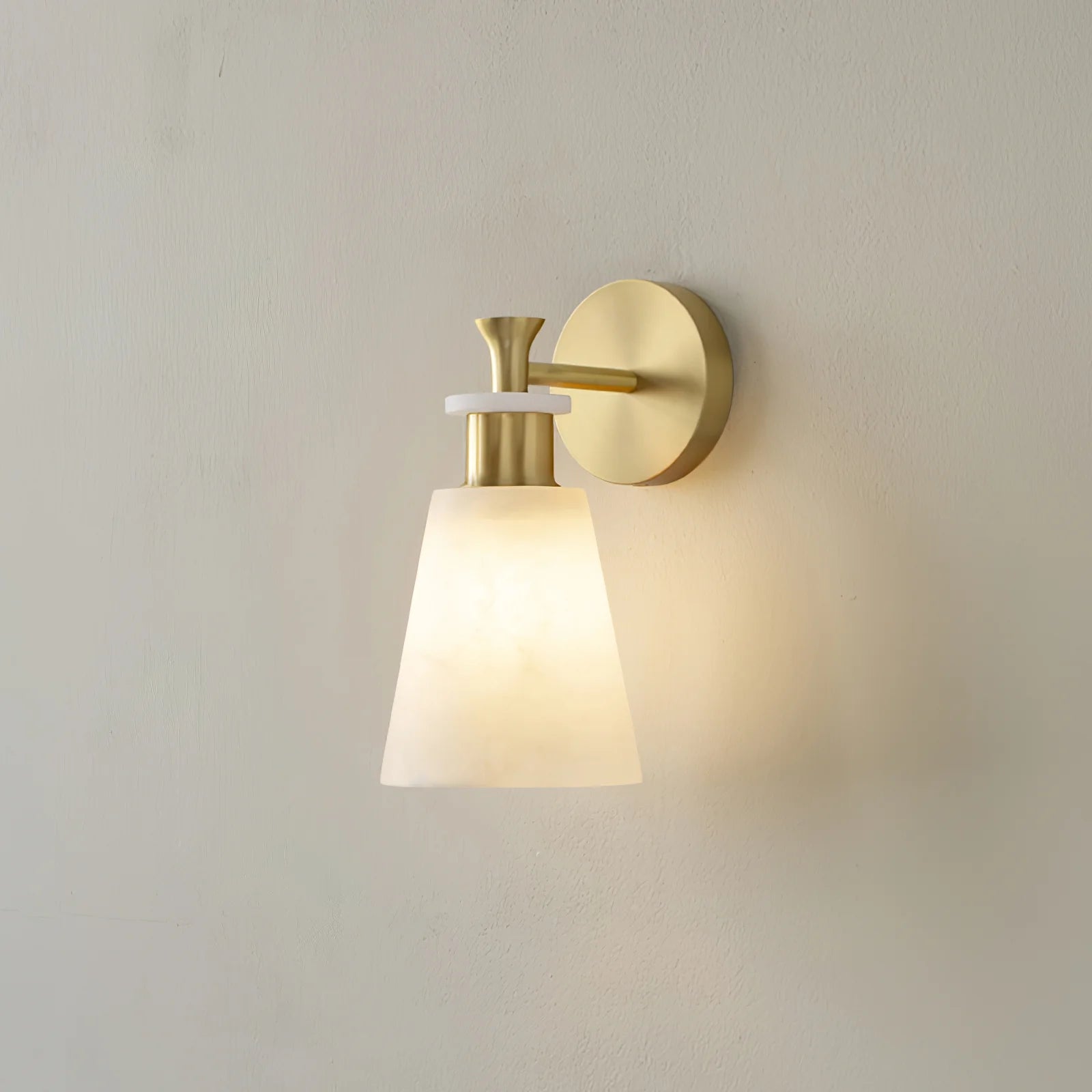 Tapered_Alabaster_Wall_Sconce_11