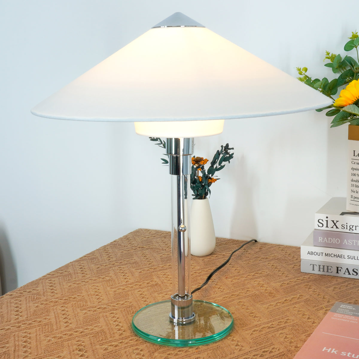 Tecnolumen_WG27_Table_Lamp_18