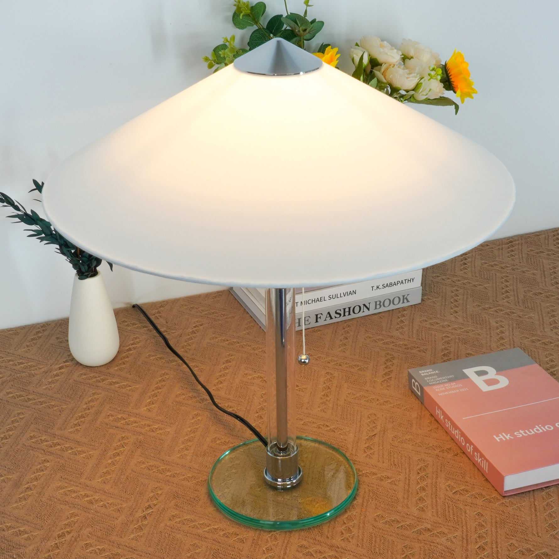 Tecnolumen_WG27_Table_Lamp_19