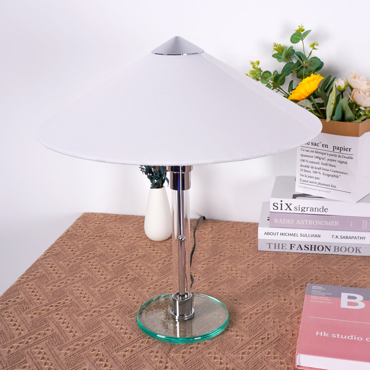 Tecnolumen_WG27_Table_Lamp_26