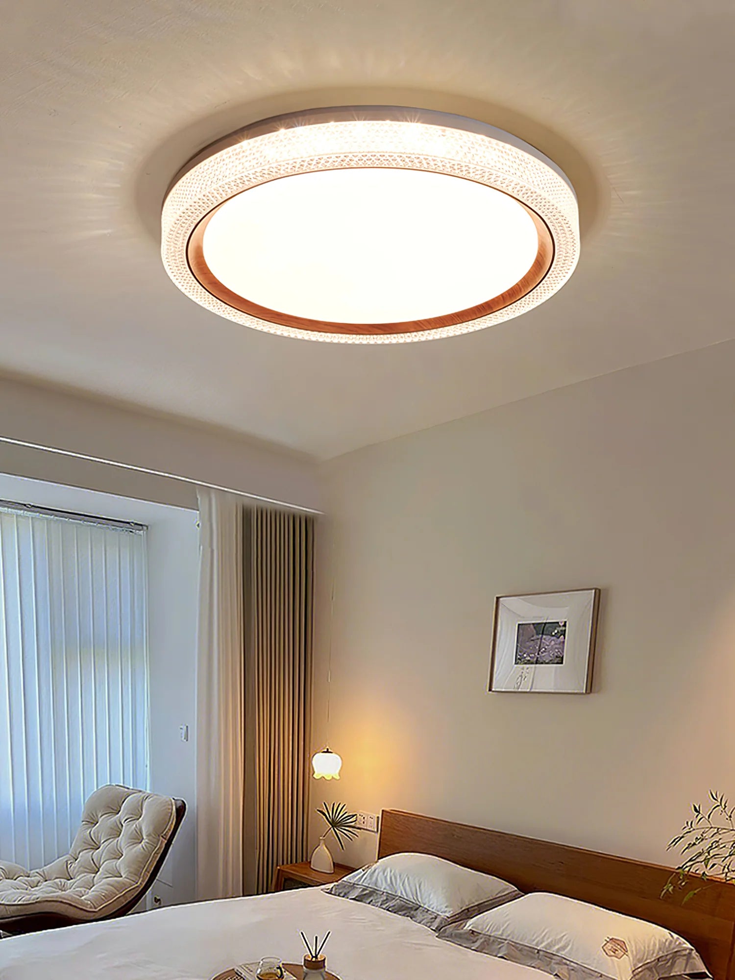 Thin_Round_Ceiling_Lamp_2