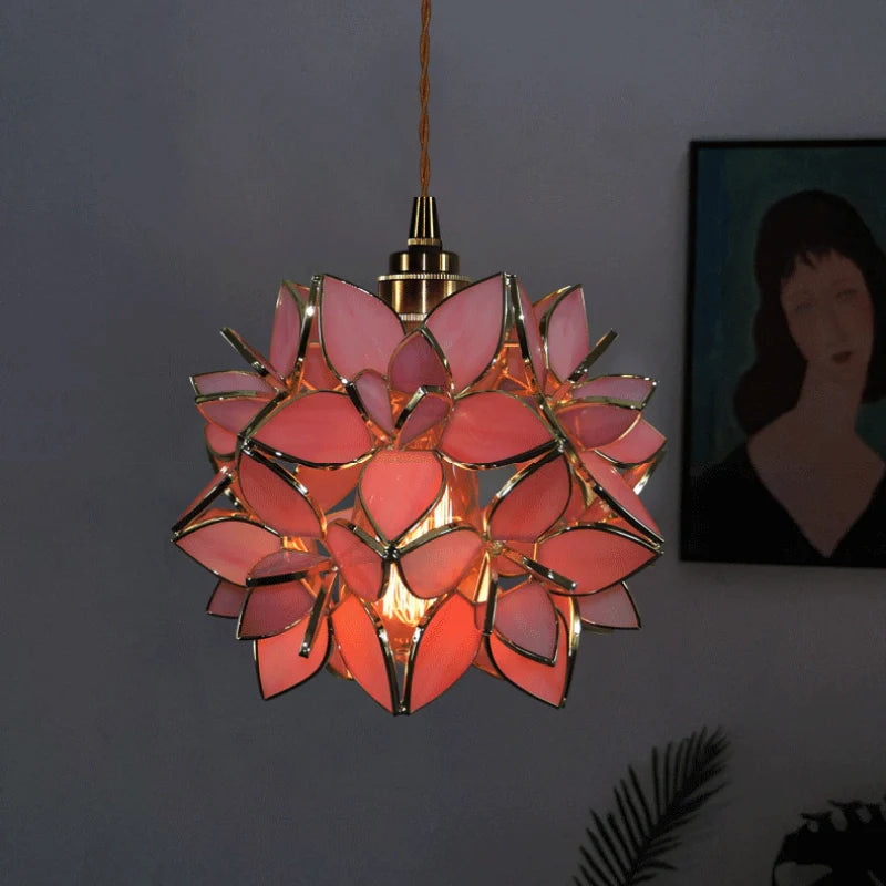 Tiffany_Flower_Pendant_Light_2