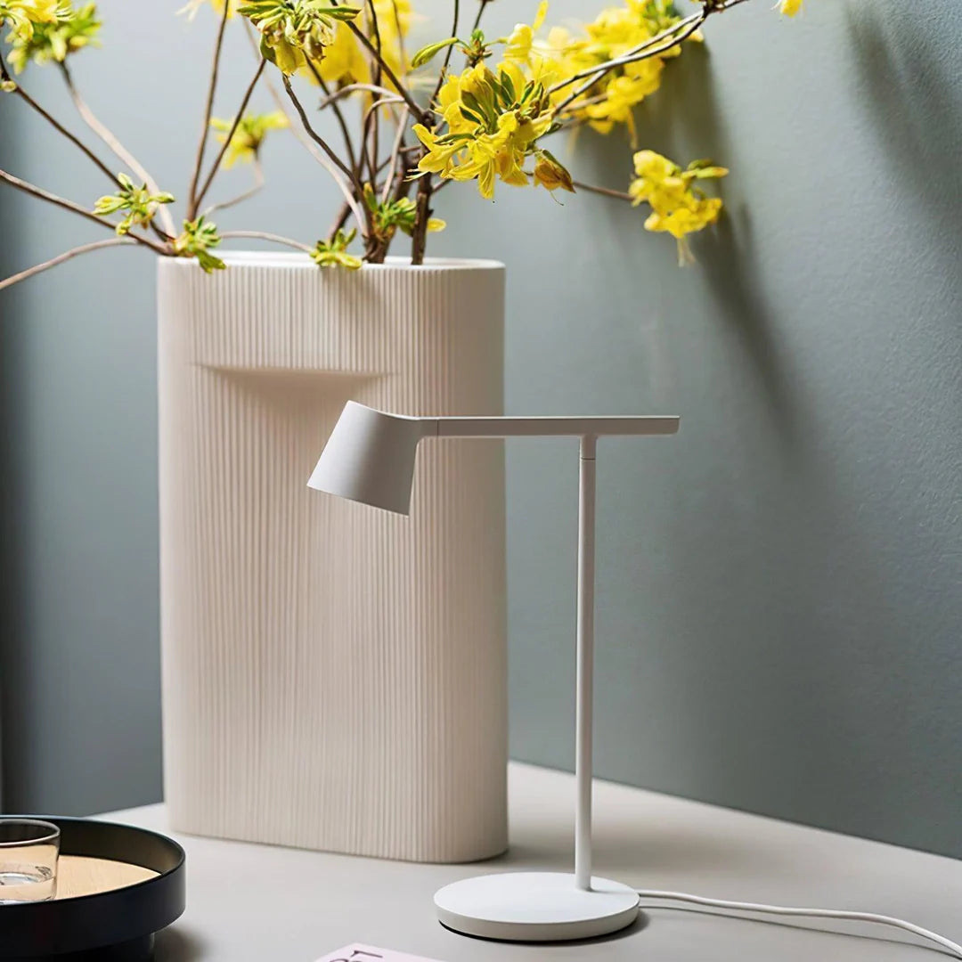 Tip Table Lamp 25